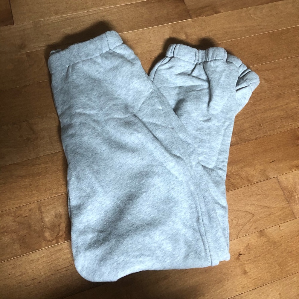 Brandy Melville Grey Sweatpants